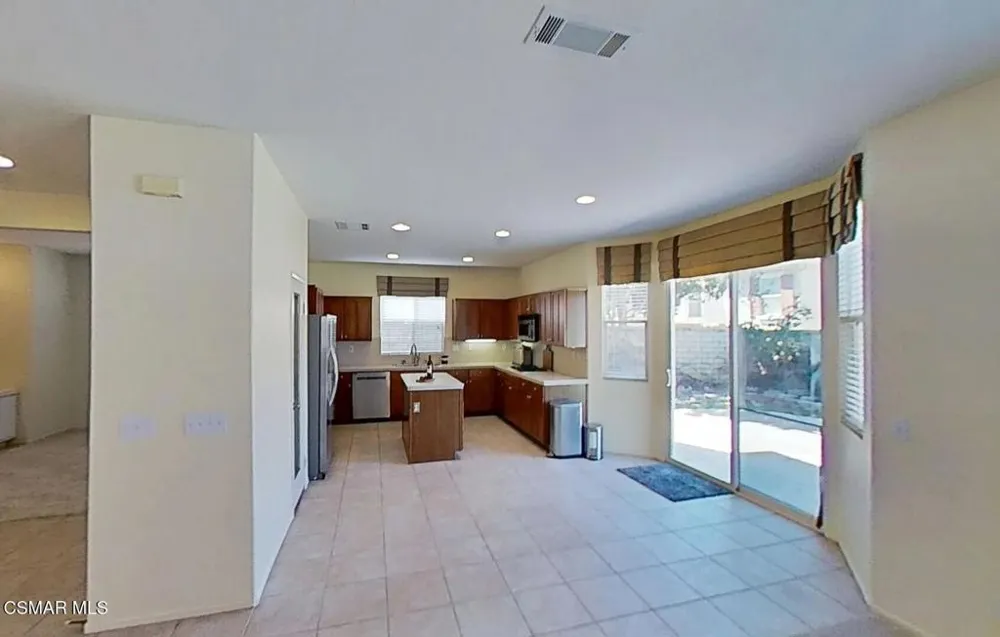 225 Galway Lane Simi Valley, CA 93065