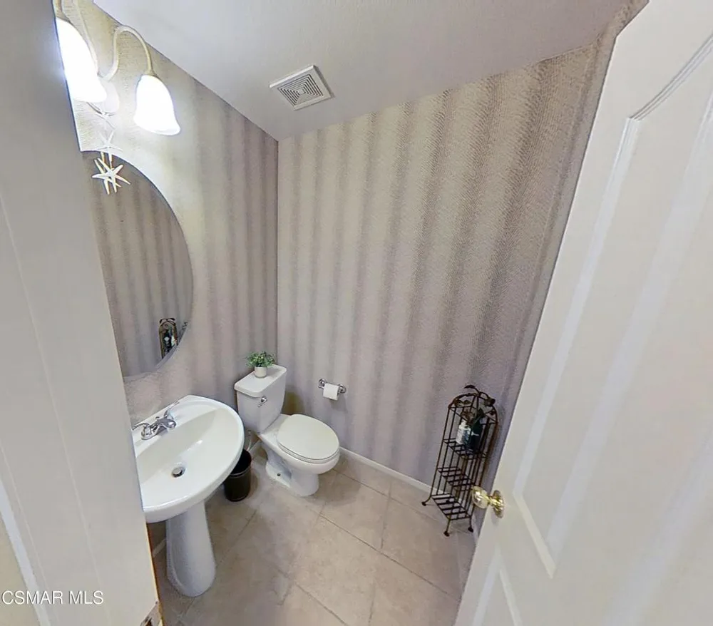 225 Galway Lane Simi Valley, CA 93065