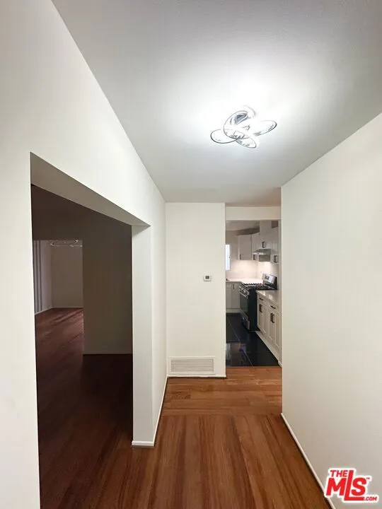 11655 175th Street Artesia, CA 90701