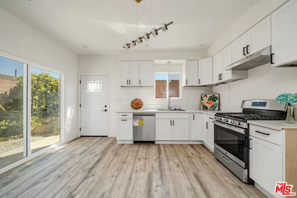 11655 175th Street Artesia, CA 90701
