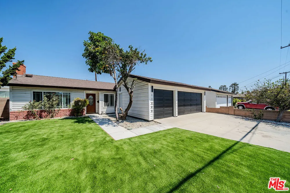 11655 175th Street Artesia, CA 90701