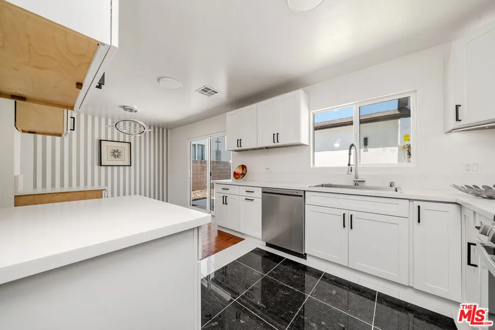 11655 175th Street Artesia, CA 90701