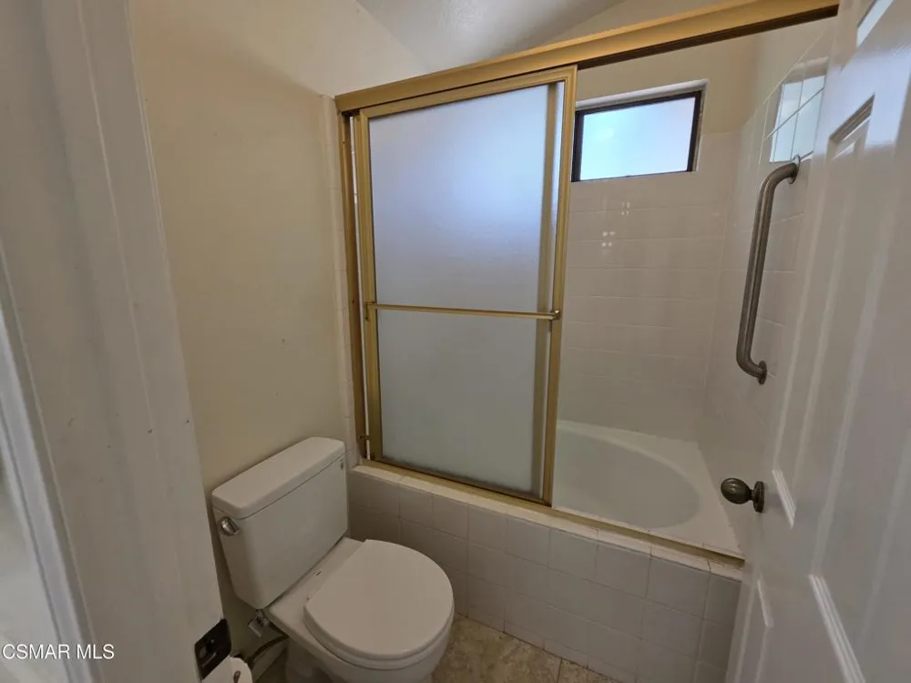 2414 Rikkard Drive Thousand Oaks, CA 91362