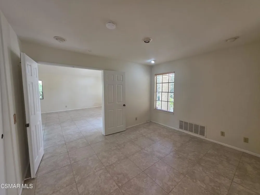 2414 Rikkard Drive Thousand Oaks, CA 91362