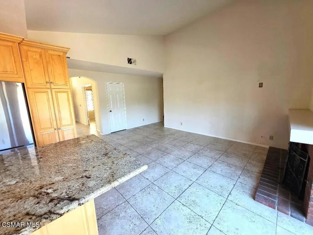 2414 Rikkard Drive Thousand Oaks, CA 91362