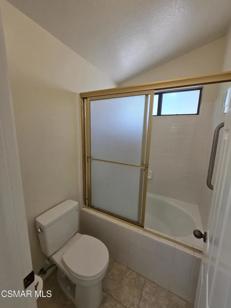 2414 Rikkard Drive Thousand Oaks, CA 91362