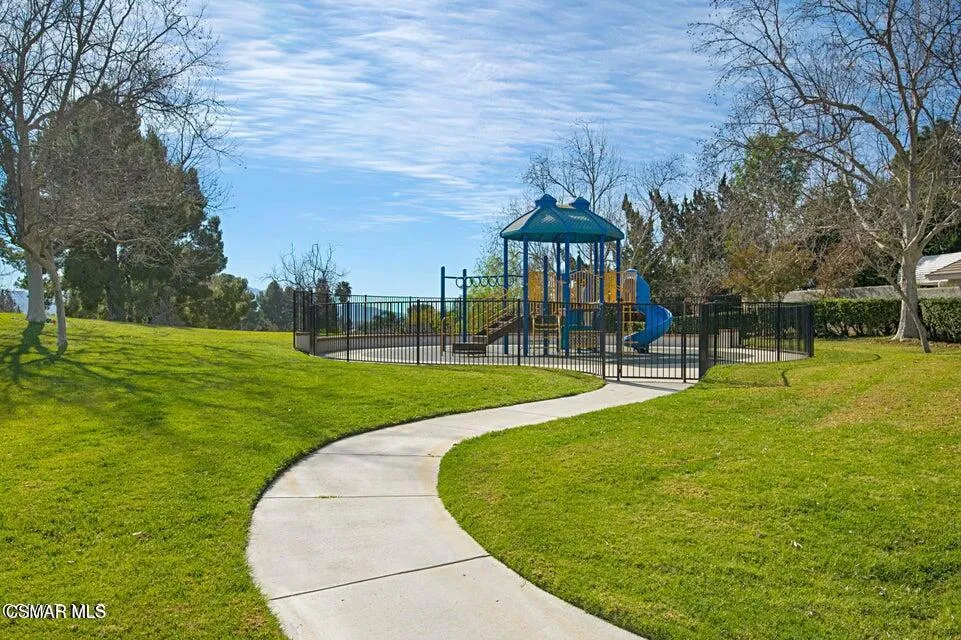 2414 Rikkard Drive Thousand Oaks, CA 91362