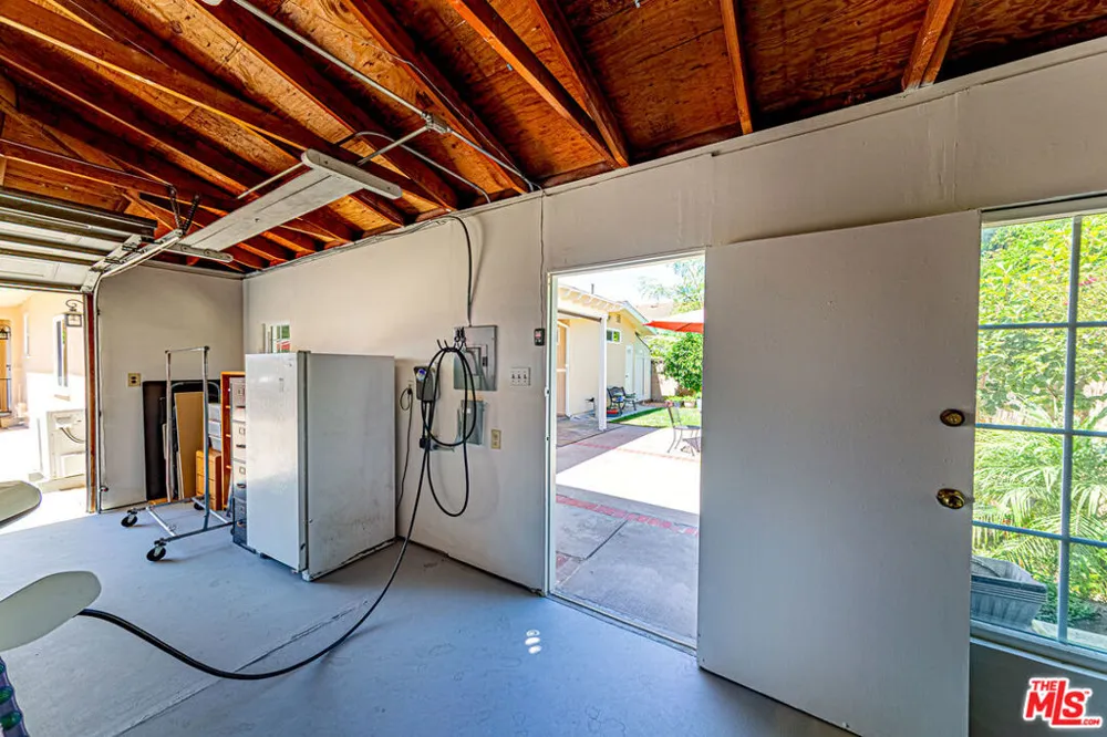 10530 Dolan Avenue Downey, CA 90241