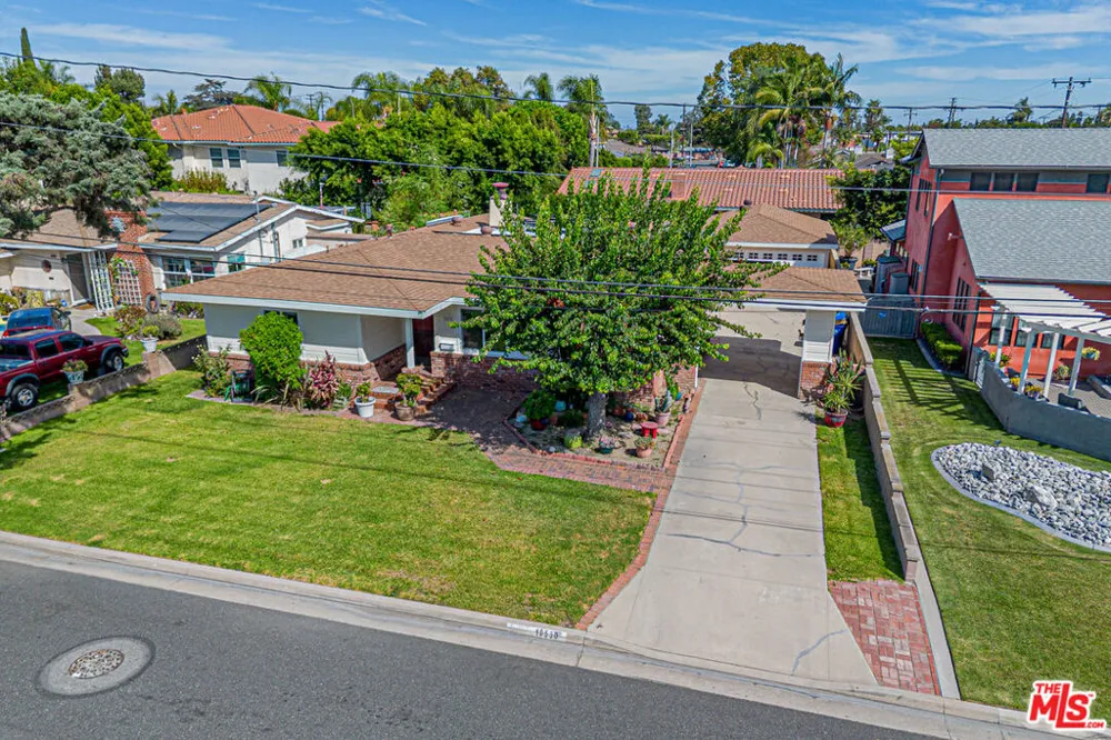 10530 Dolan Avenue Downey, CA 90241