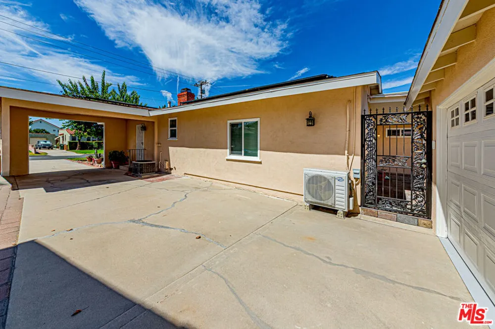 10530 Dolan Avenue Downey, CA 90241