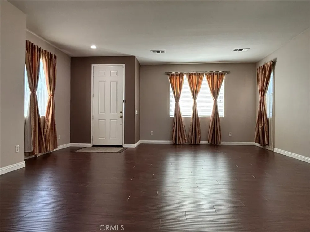 6421 Tigers Eye Court Jurupa Valley, CA 91752