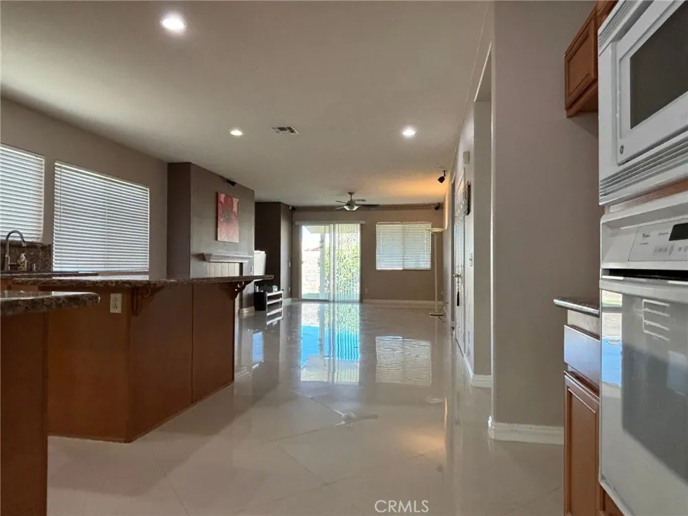 6421 Tigers Eye Court Jurupa Valley, CA 91752