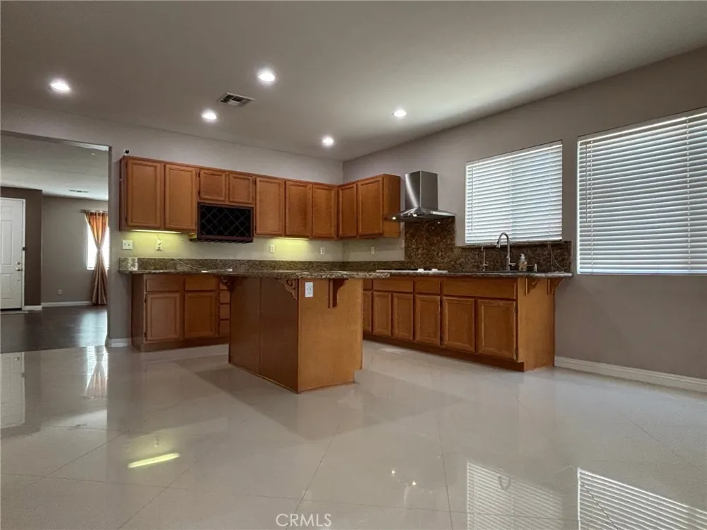 6421 Tigers Eye Court Jurupa Valley, CA 91752