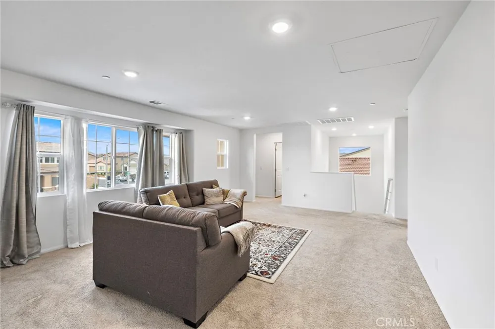 31324 Scrub Jay Rd. Winchester, CA 92596
