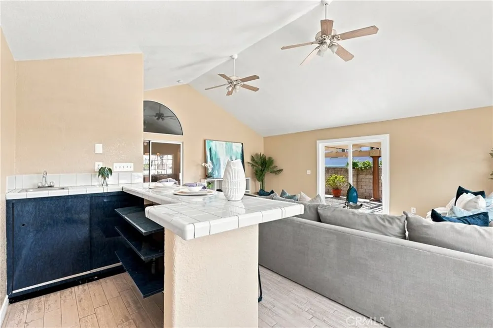1819 S Lark Ellen West Covina, CA 91792