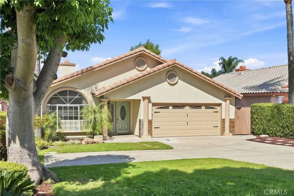 1819 S Lark Ellen West Covina, CA 91792