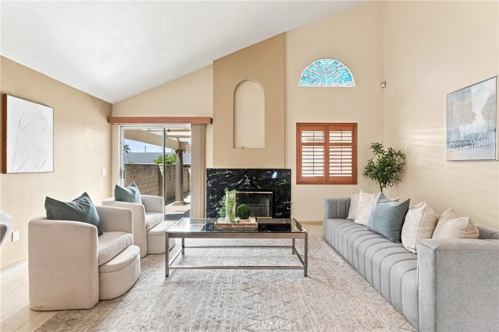 1819 S Lark Ellen West Covina, CA 91792
