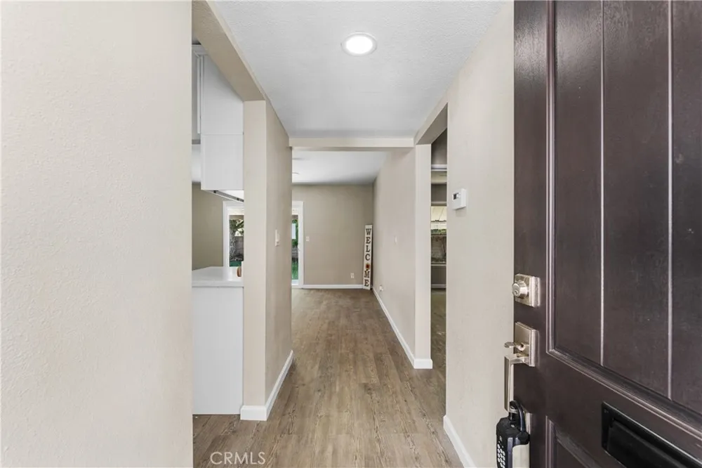 1438 W Ivyton Street Lancaster, CA 93534