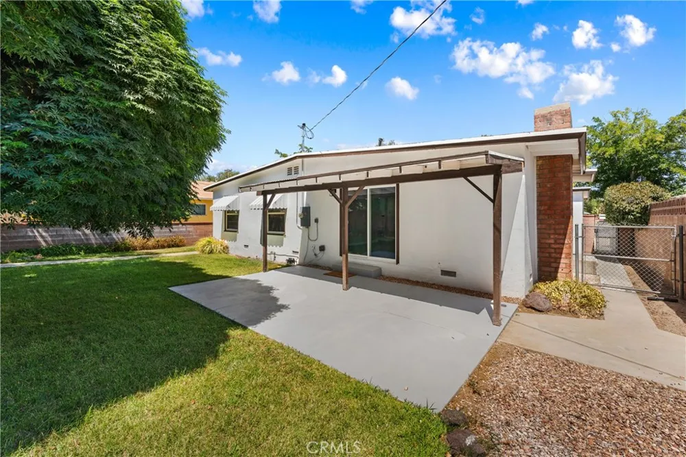 1438 W Ivyton Street Lancaster, CA 93534