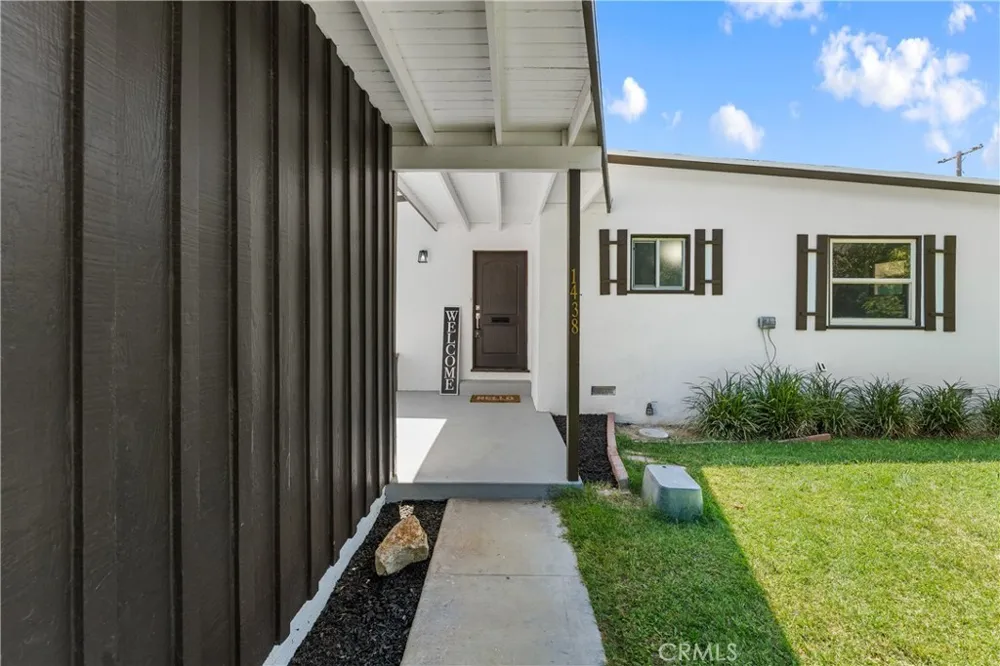 1438 W Ivyton Street Lancaster, CA 93534