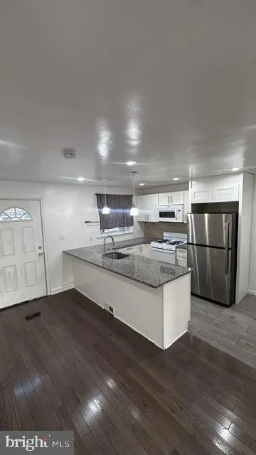 6013 BELDEN STREET Philadelphia, PA 19149