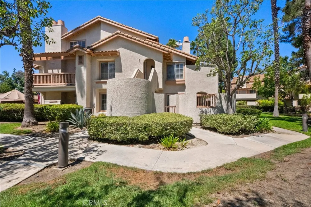 26622 Merienda #4 Laguna Hills, CA 92656