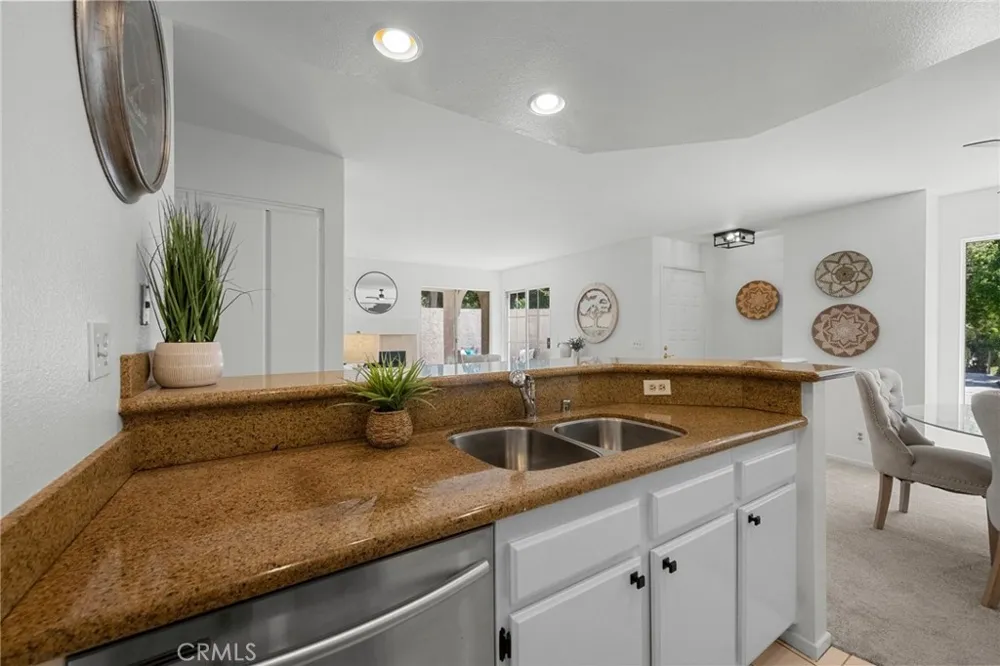 26622 Merienda #4 Laguna Hills, CA 92656
