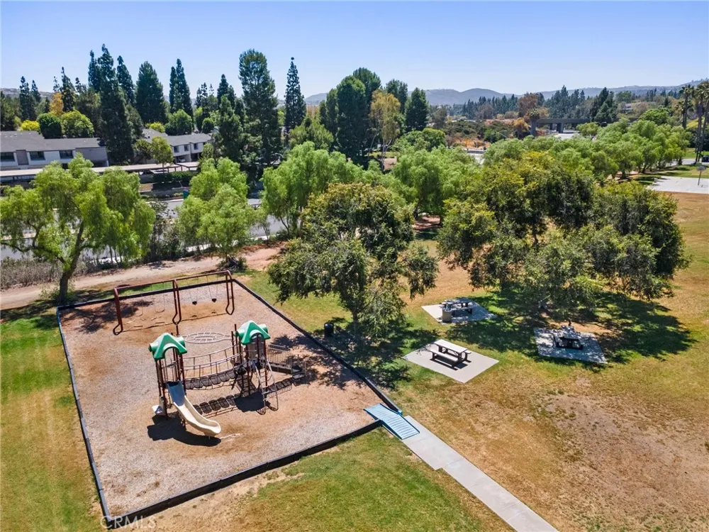 26622 Merienda #4 Laguna Hills, CA 92656