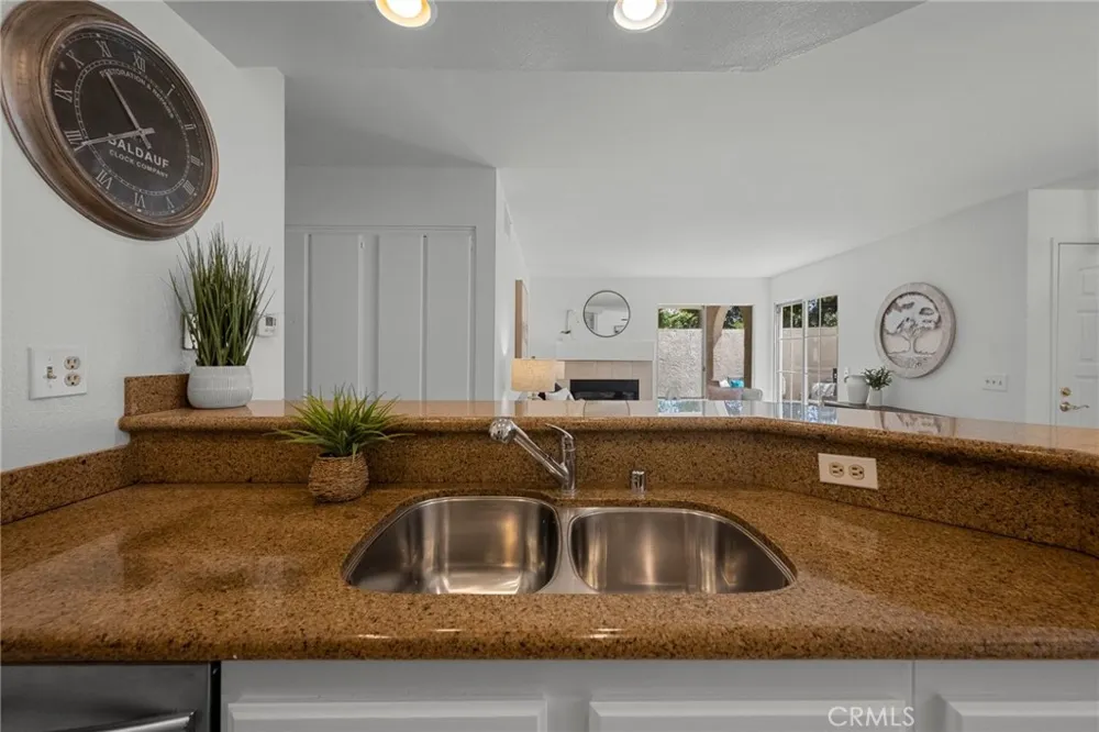 26622 Merienda #4 Laguna Hills, CA 92656