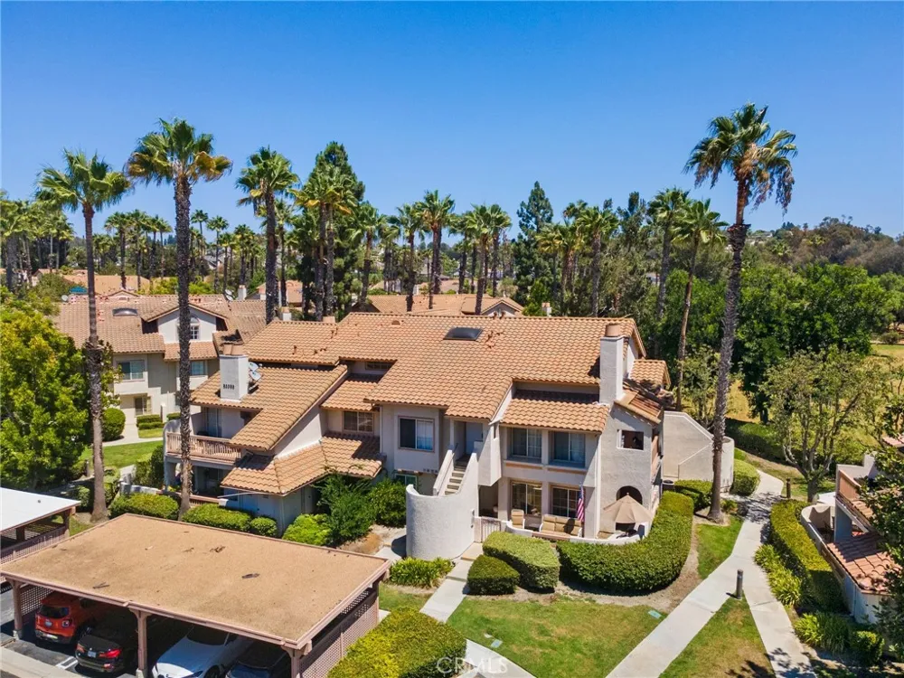 26622 Merienda #4 Laguna Hills, CA 92656