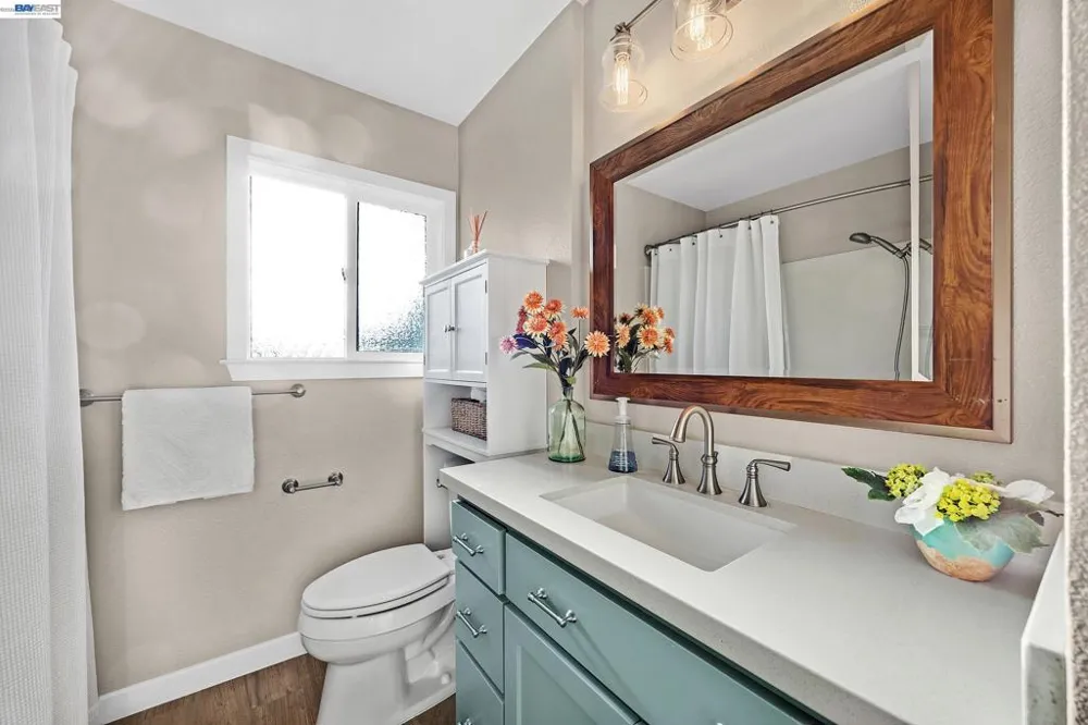 352 Cambridge Way Livermore, CA 94550