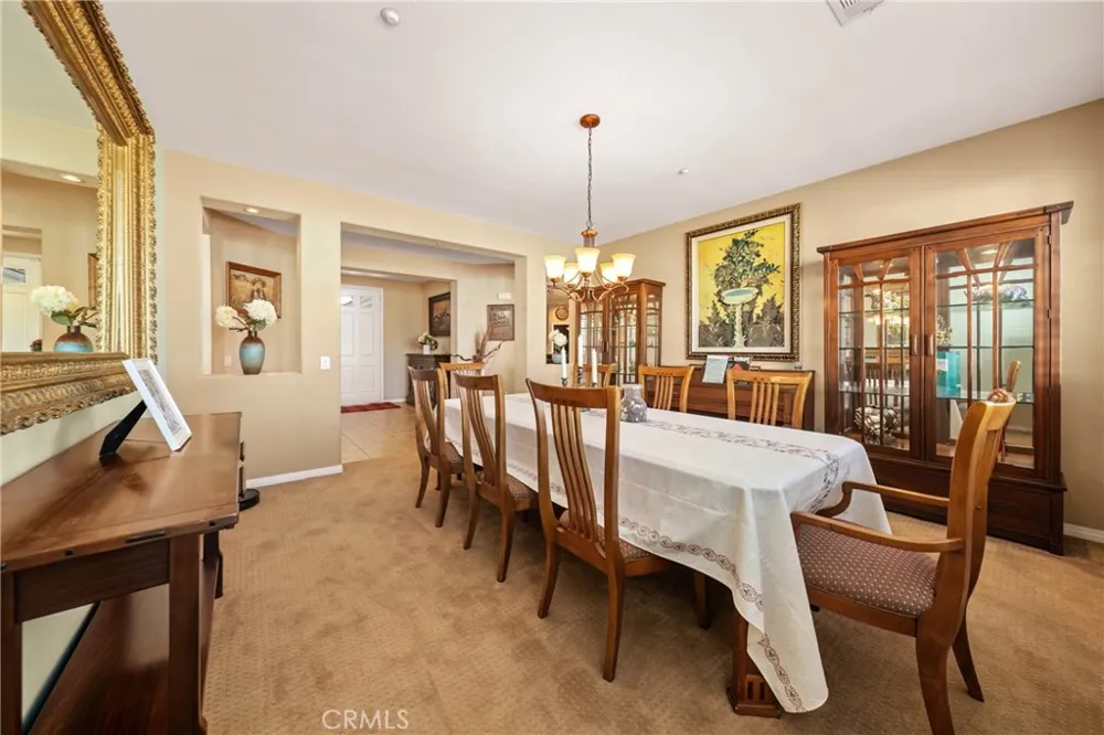 4795 Thornbush Fontana, CA 92336