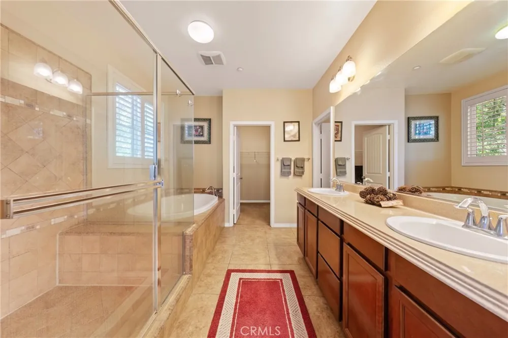 4795 Thornbush Fontana, CA 92336
