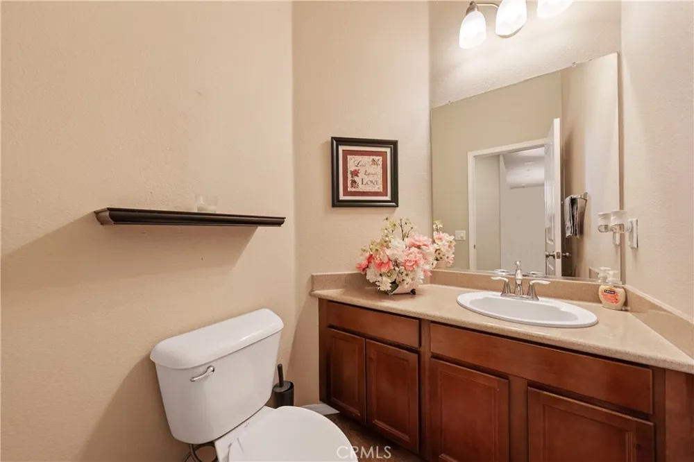 4795 Thornbush Fontana, CA 92336