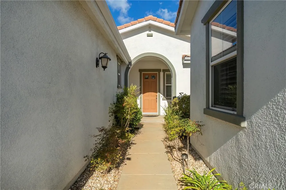 4795 Thornbush Fontana, CA 92336