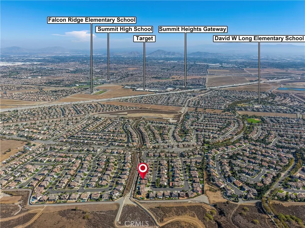 4795 Thornbush Fontana, CA 92336