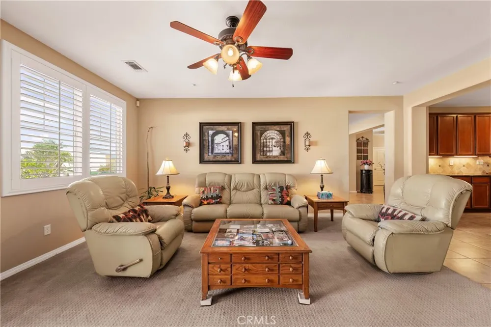 4795 Thornbush Fontana, CA 92336