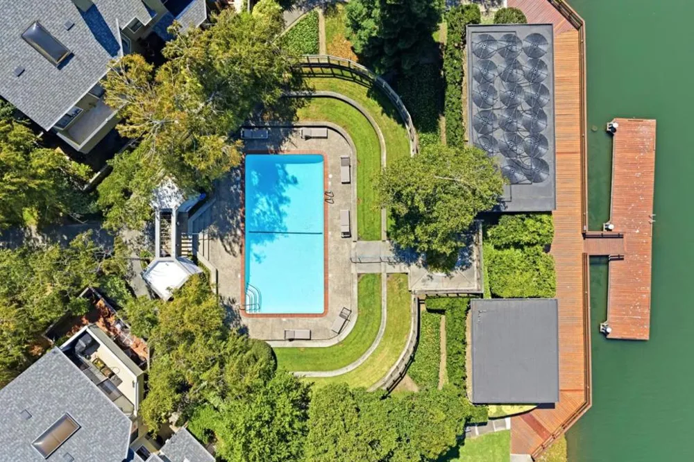 1217 Shoreline Drive San Mateo, CA 94404