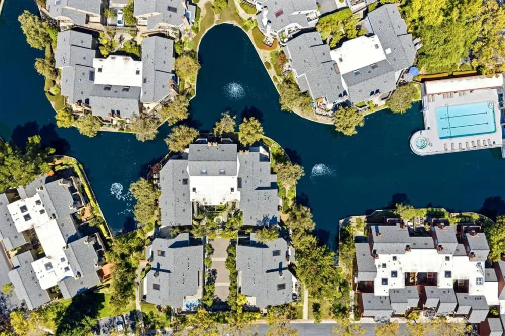 1217 Shoreline Drive San Mateo, CA 94404