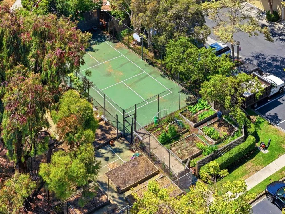 1217 Shoreline Drive San Mateo, CA 94404