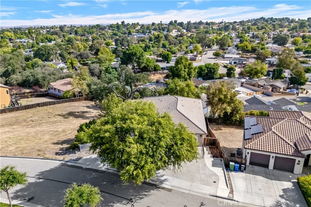 725 Red Cloud Road Paso Robles, CA 93446