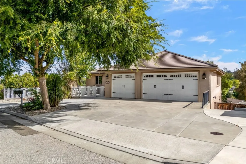 725 Red Cloud Road Paso Robles, CA 93446