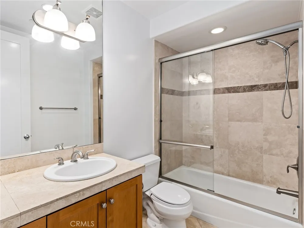 311 Kansas Street #B El Segundo, CA 90245