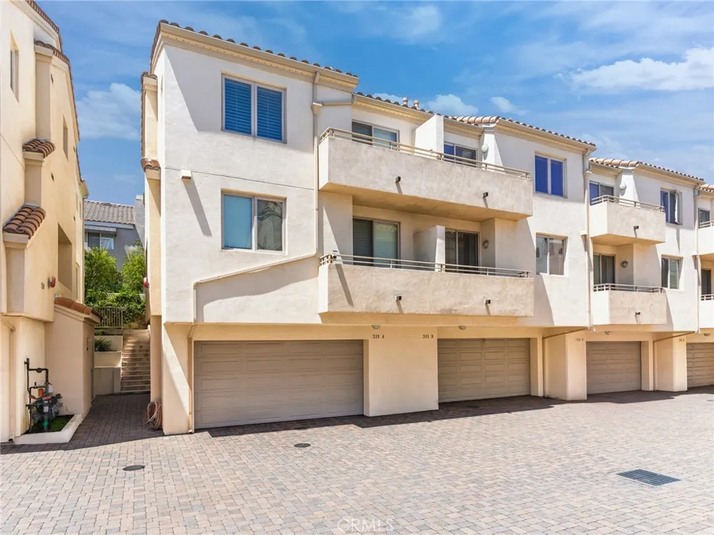 311 Kansas Street #B El Segundo, CA 90245