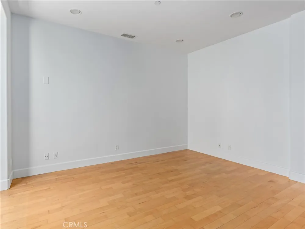 311 Kansas Street #B El Segundo, CA 90245