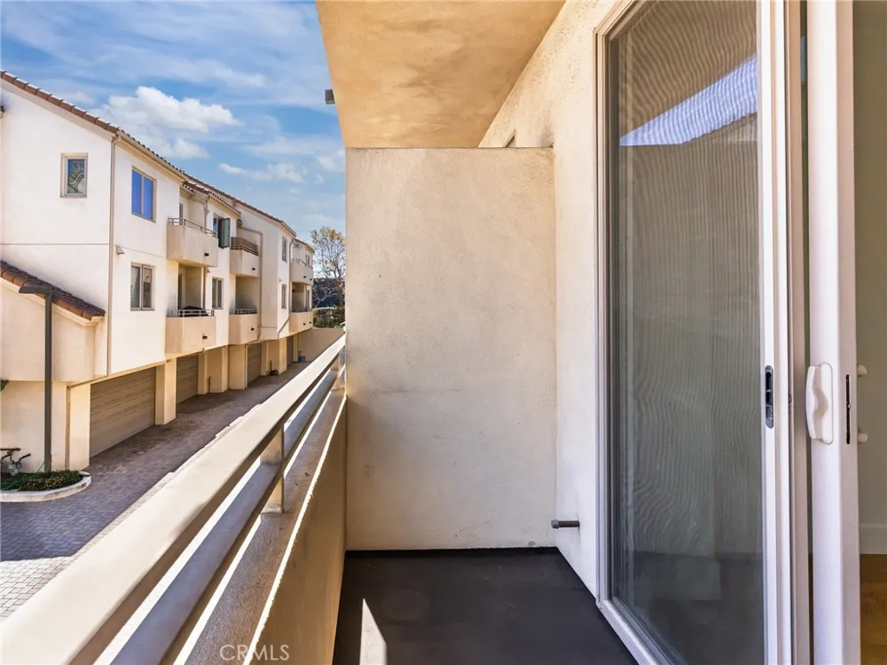 311 Kansas Street #B El Segundo, CA 90245