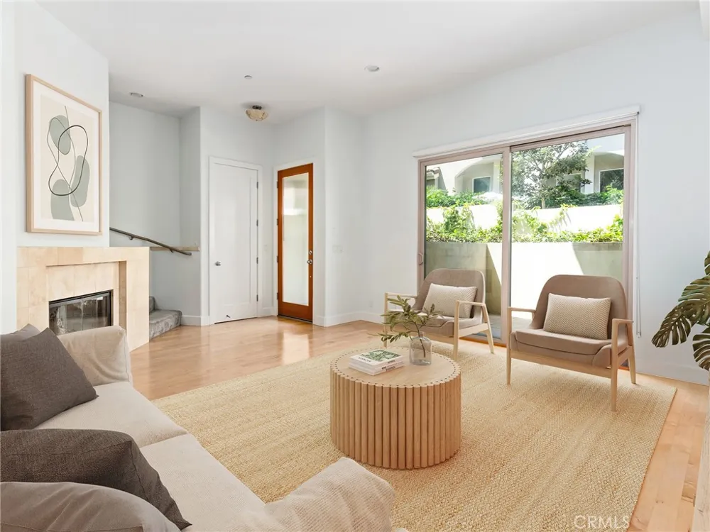 311 Kansas Street #B El Segundo, CA 90245