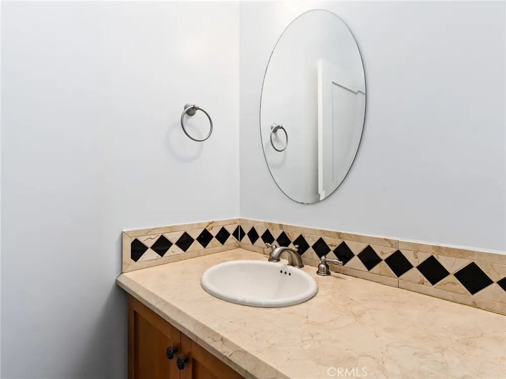 311 Kansas Street #B El Segundo, CA 90245