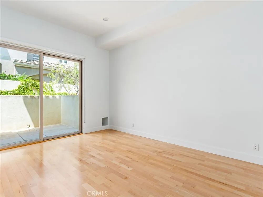 311 Kansas Street #B El Segundo, CA 90245