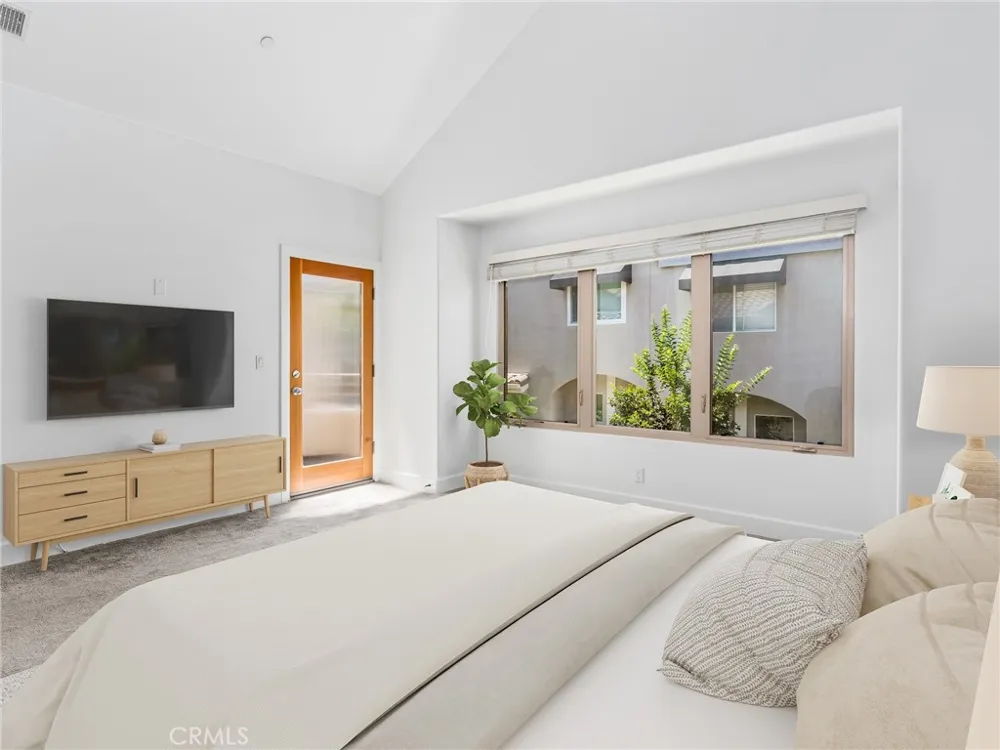 311 Kansas Street #B El Segundo, CA 90245